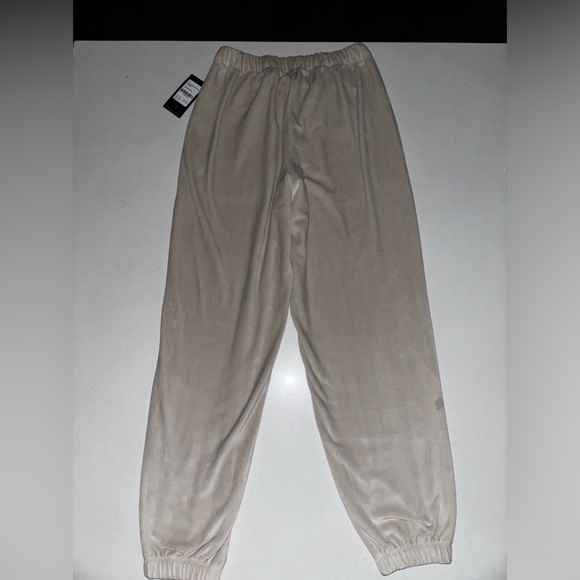 Peloton Velour Elastic Cuff Jogger - Picture 4 of 4